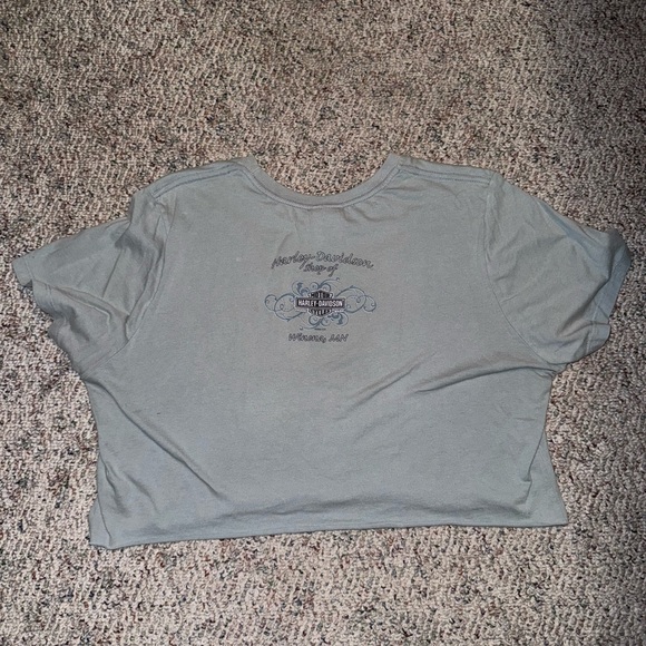 Top - Picture 2 of 3